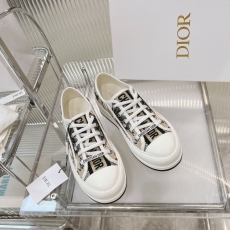 Christian Dior Flat Shoes